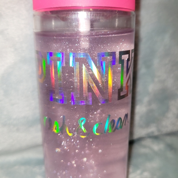 VS PINK Fresh and Clean - Picture 5 of 8